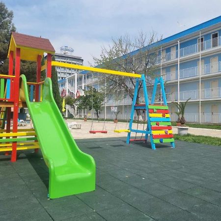 Hotel Azurro ساني بيتش المظهر الخارجي الصورة