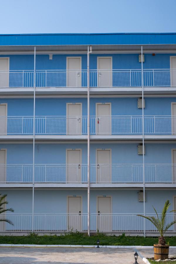 Hotel Azurro ساني بيتش المظهر الخارجي الصورة