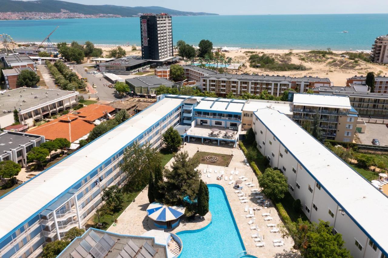 Hotel Azurro ساني بيتش المظهر الخارجي الصورة